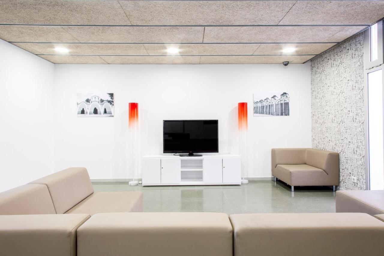 Residencia Universitaria Resa Francesc Giralt I Serra Terrassa Kültér fotó