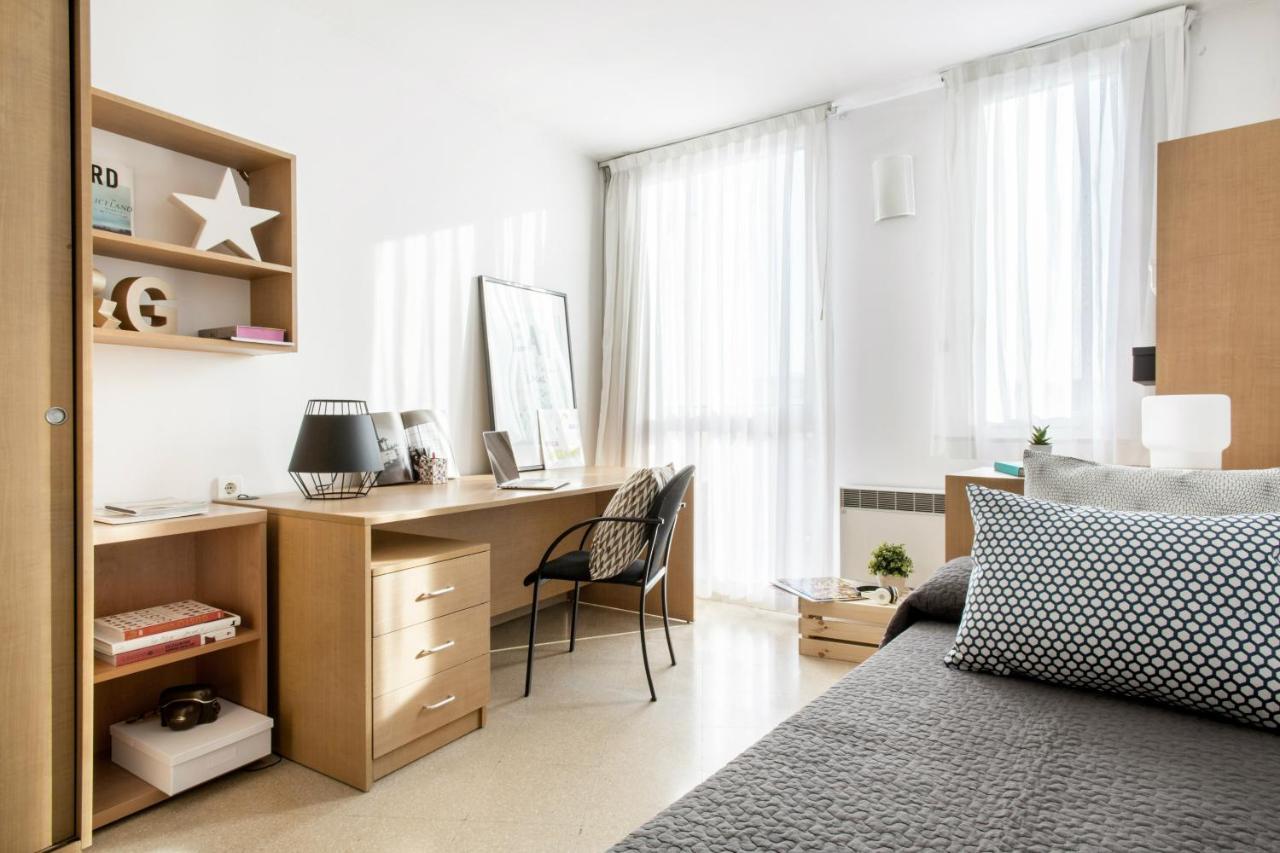 Residencia Universitaria Resa Francesc Giralt I Serra Terrassa Kültér fotó